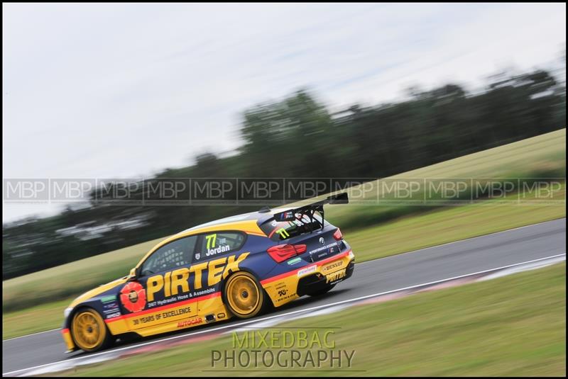 BTCC, Croft Circuit motorsport photography uk