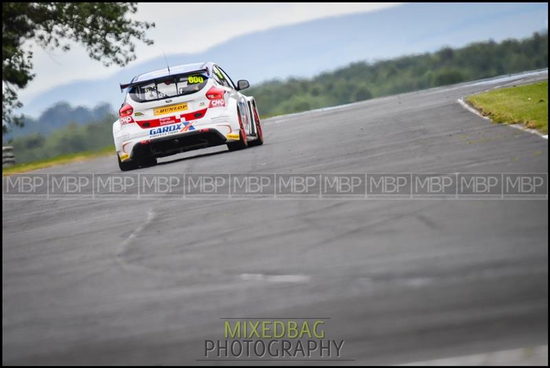 BTCC, Croft Circuit motorsport photography uk