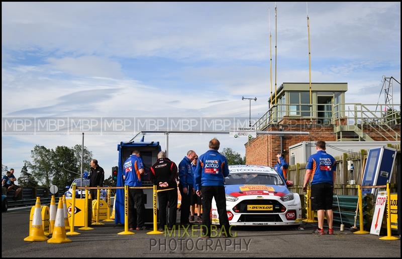 BTCC, Croft Circuit motorsport photography uk