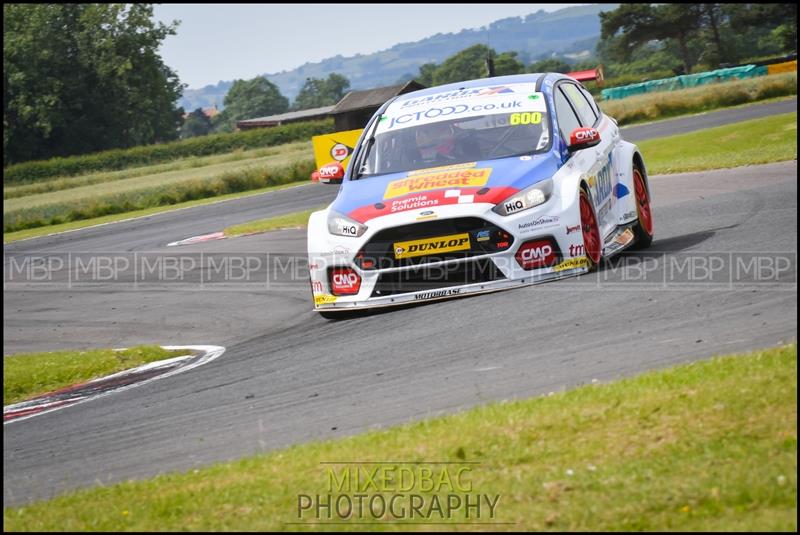 BTCC, Croft Circuit motorsport photography uk