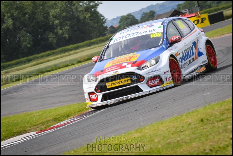 BTCC, Croft Circuit motorsport photography uk