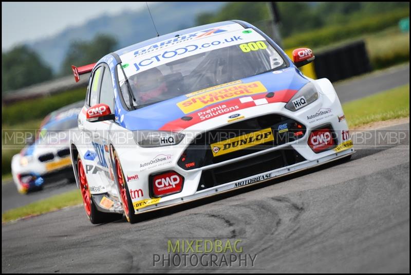 BTCC, Croft Circuit motorsport photography uk