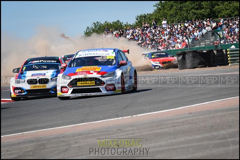 BTCC, Croft Circuit motorsport photography uk