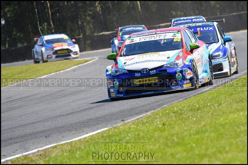 BTCC, Croft Circuit motorsport photography uk