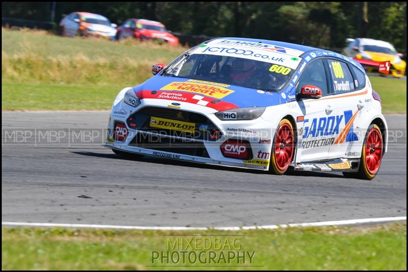 BTCC, Croft Circuit motorsport photography uk