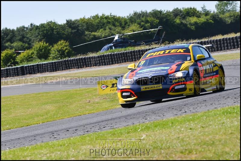 BTCC, Croft Circuit motorsport photography uk