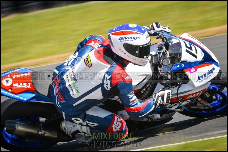 No Limits Racing, Croft motorsport photography uk