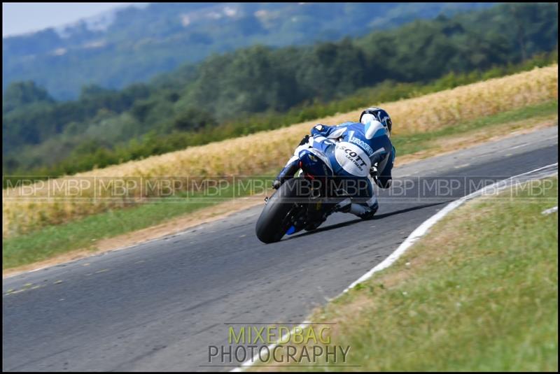 No Limits Racing, Croft motorsport photography uk