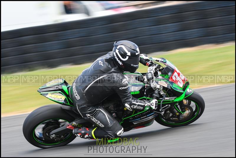 No Limits Racing, Croft motorsport photography uk