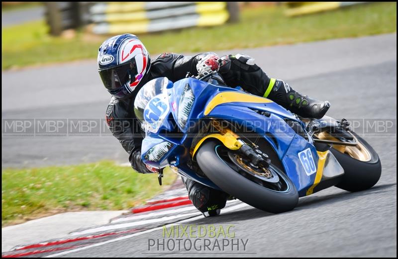 No Limits Racing, Croft motorsport photography uk