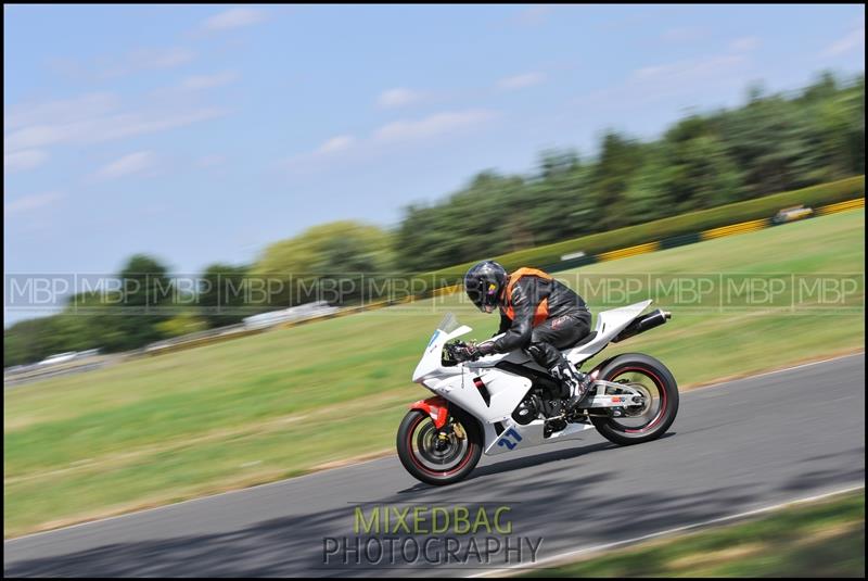 No Limits Racing, Croft motorsport photography uk