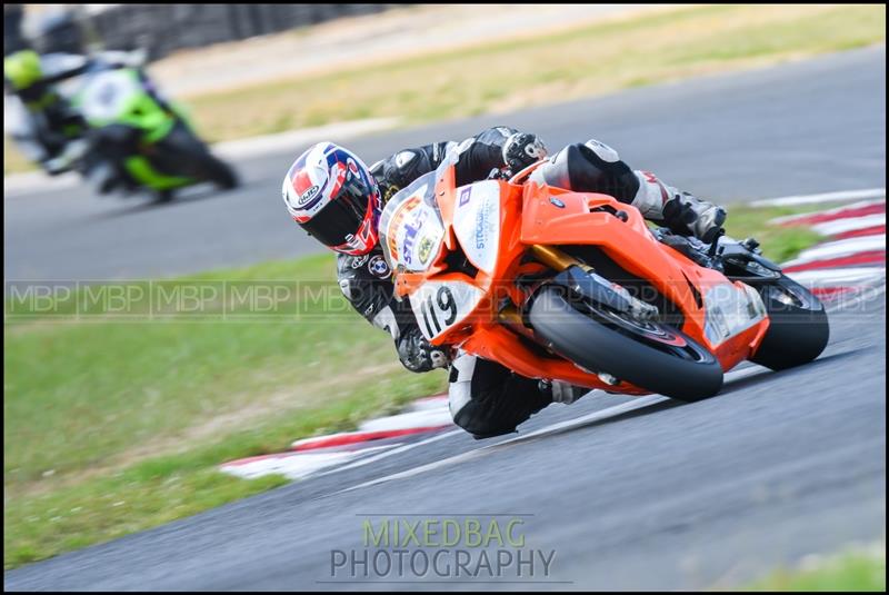 No Limits Racing, Croft motorsport photography uk