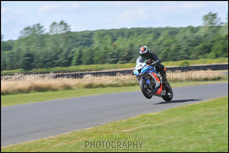 No Limits Racing, Croft motorsport photography uk