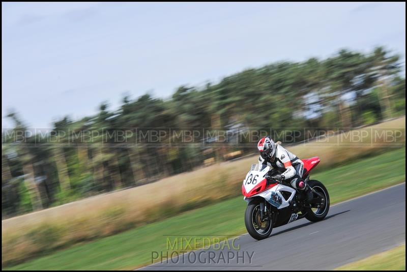 No Limits Racing, Croft motorsport photography uk