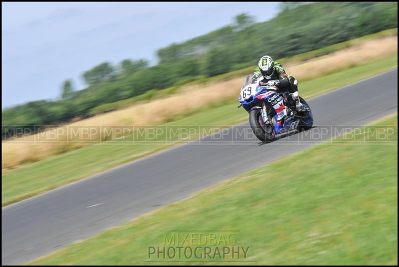 No Limits Racing, Croft motorsport photography uk