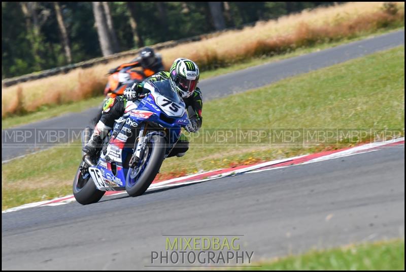 No Limits Racing, Croft motorsport photography uk