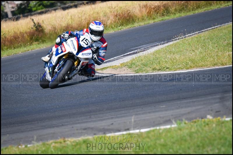 No Limits Racing, Croft motorsport photography uk