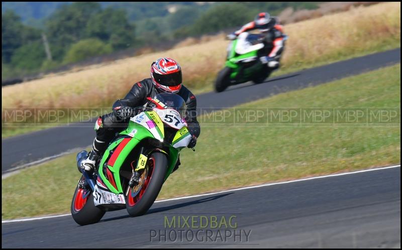 No Limits Racing, Croft motorsport photography uk