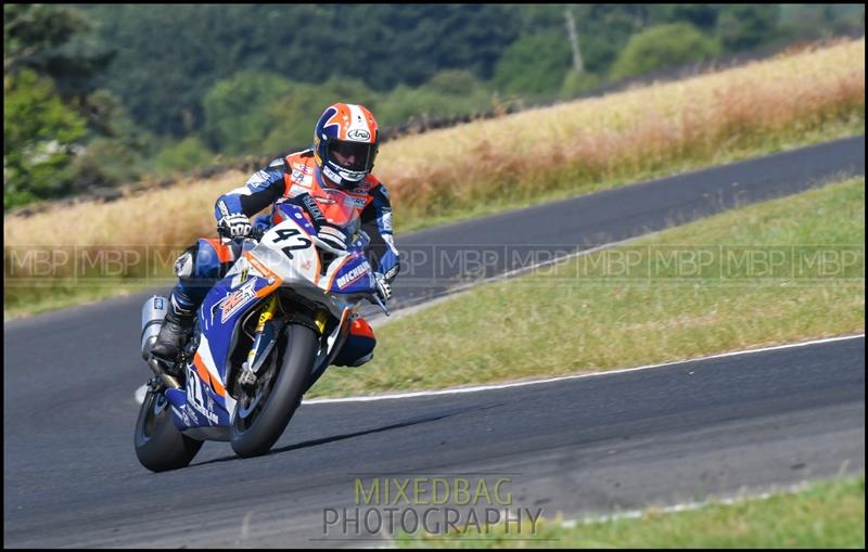 No Limits Racing, Croft motorsport photography uk