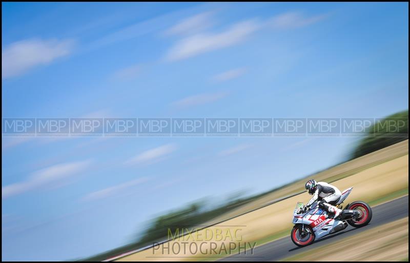 No Limits Racing, Croft motorsport photography uk