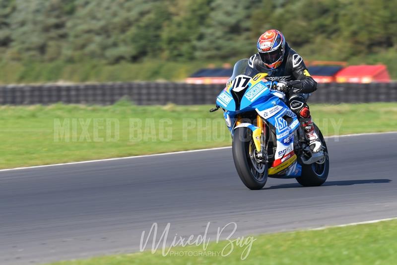 No Limits Racing, Croft motorsport photography uk