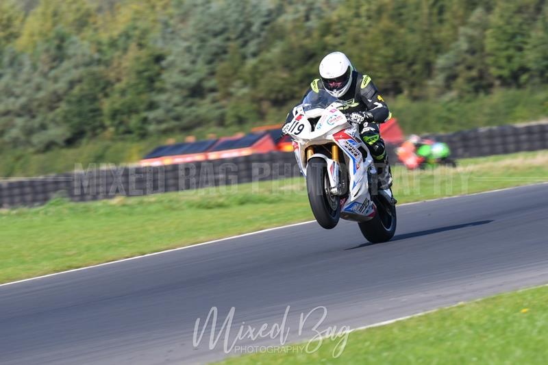 No Limits Racing, Croft motorsport photography uk