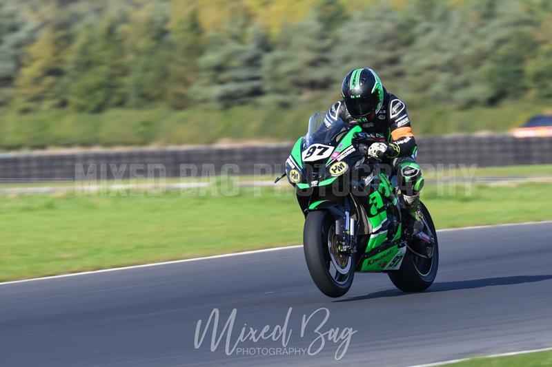 No Limits Racing, Croft motorsport photography uk