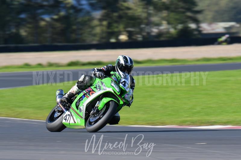 No Limits Racing, Croft motorsport photography uk