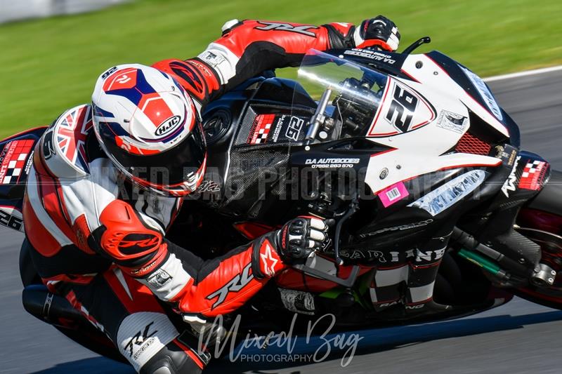 No Limits Racing, Croft motorsport photography uk