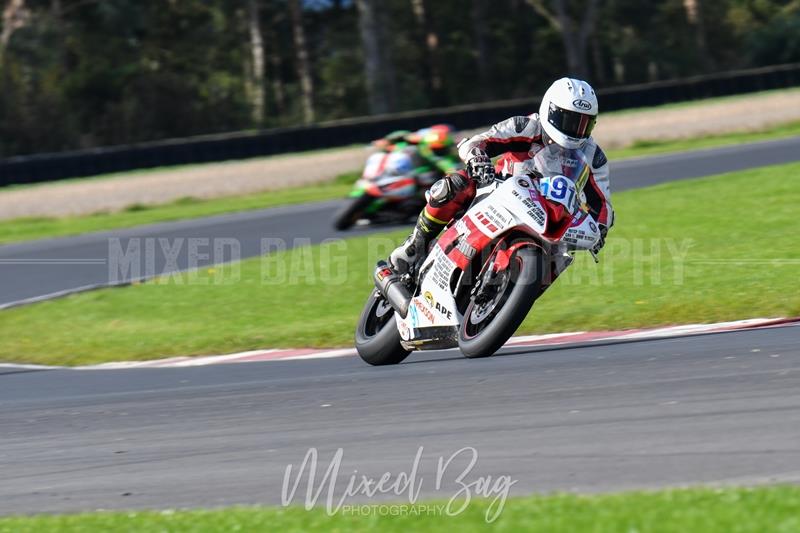 No Limits Racing, Croft motorsport photography uk