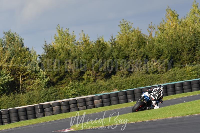 No Limits Racing, Croft motorsport photography uk