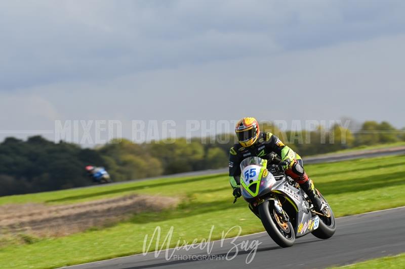 No Limits Racing, Croft motorsport photography uk