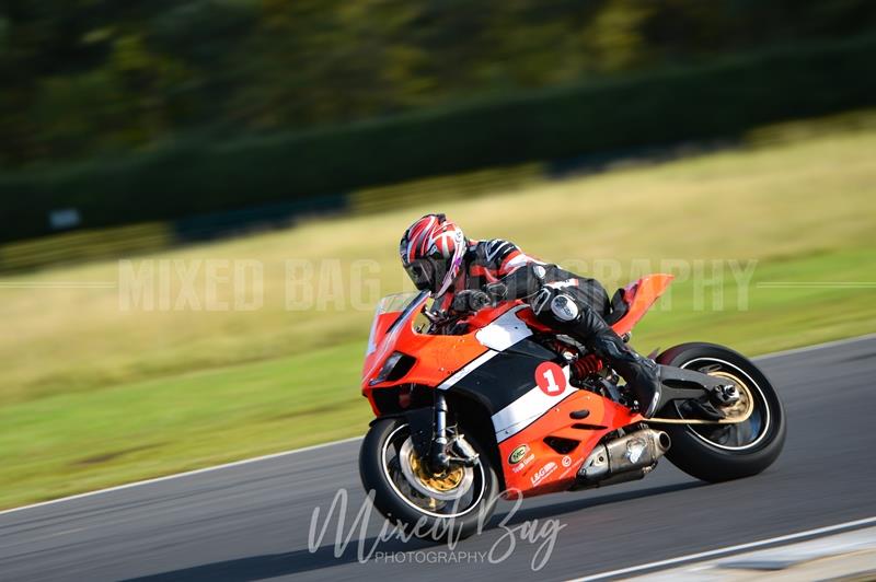 No Limits Racing, Croft motorsport photography uk