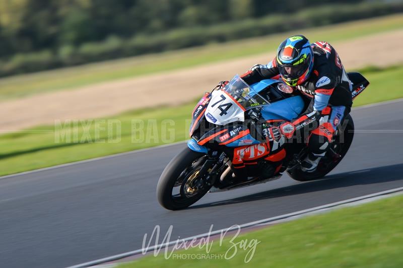 No Limits Racing, Croft motorsport photography uk