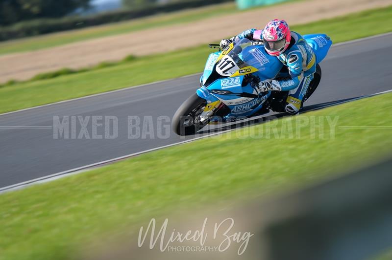 No Limits Racing, Croft motorsport photography uk