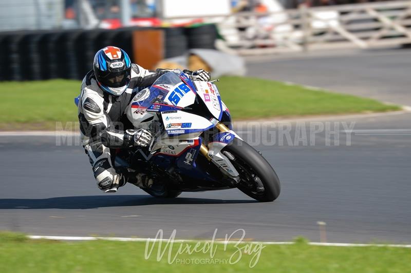 No Limits Racing, Croft motorsport photography uk