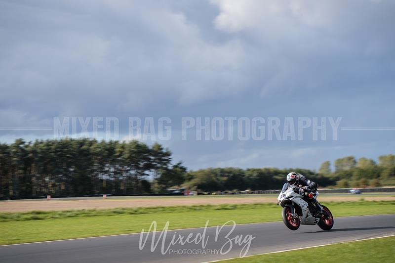 No Limits Racing, Croft motorsport photography uk