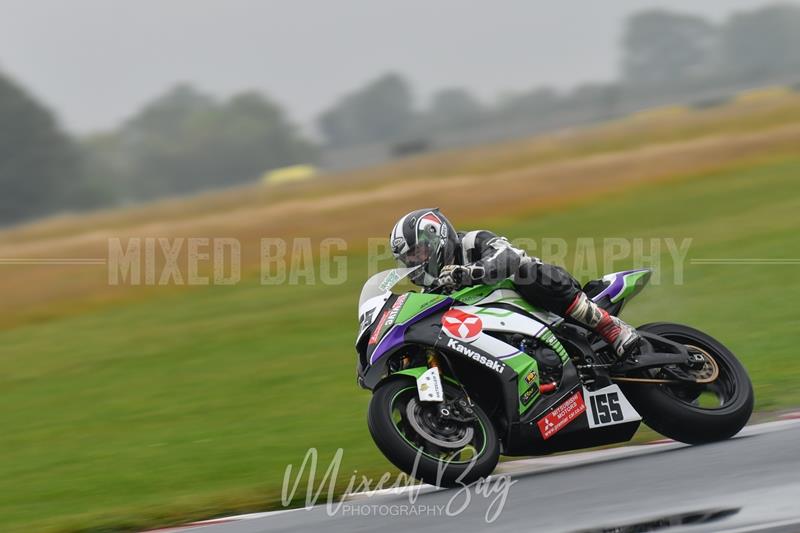 No Limits Racing, Croft motorsport photography uk