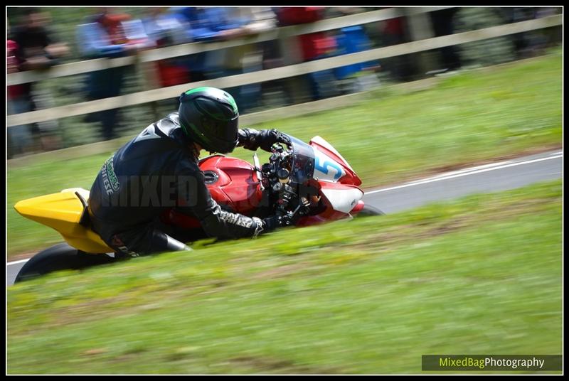 Cock O'The North - Olivers Mount - motorbike photography