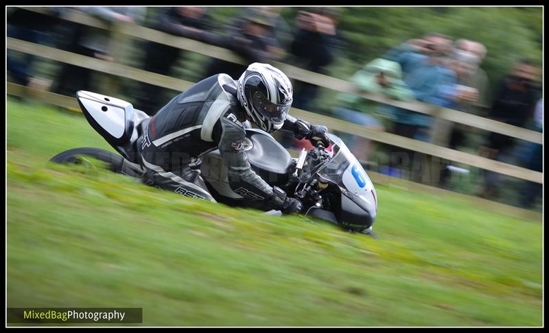 Cock O'The North - Olivers Mount - motorbike photography