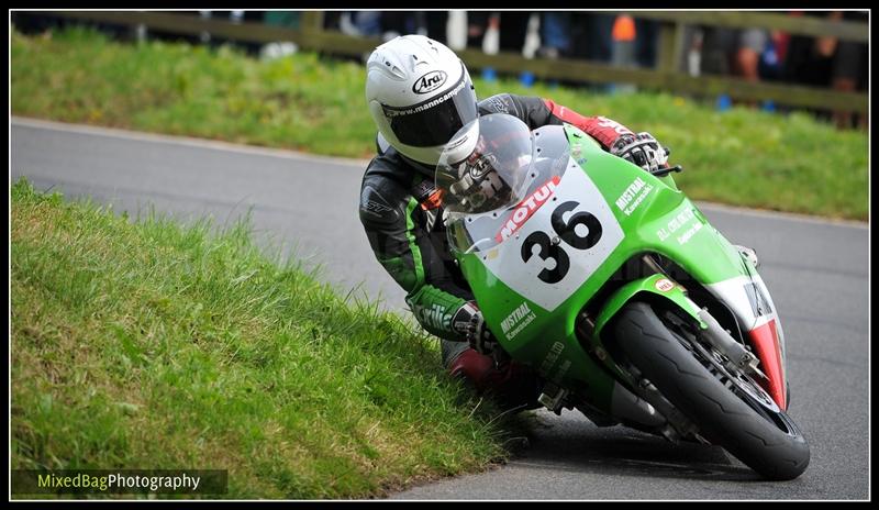 Gold Cup - Olivers Mount - motorbike photography