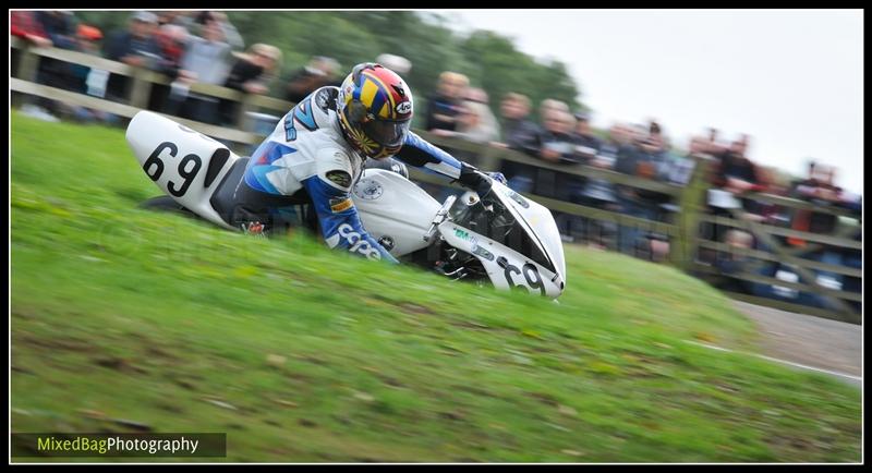 Gold Cup - Olivers Mount - motorbike photography