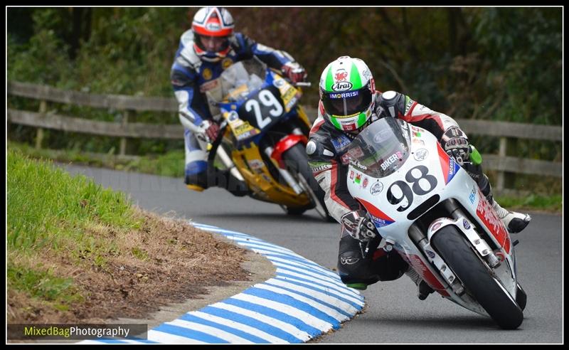 Gold Cup - Olivers Mount - motorbike photography