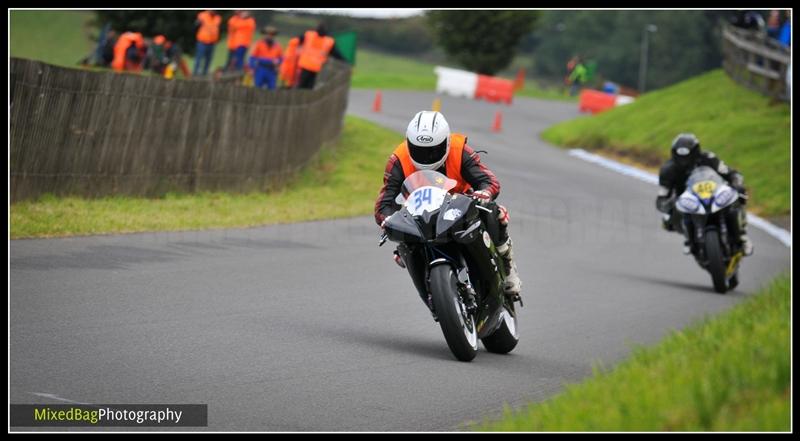 Gold Cup - Olivers Mount - motorbike photography