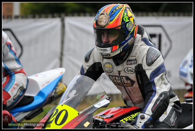 Gold Cup - Olivers Mount - motorbike photography