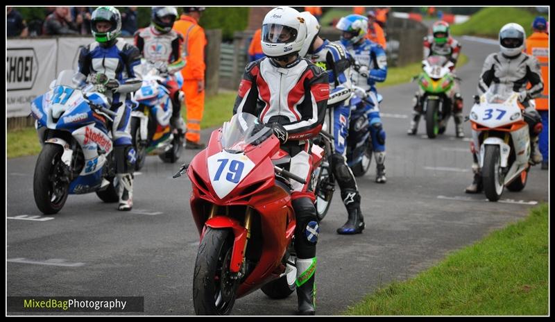 Gold Cup - Olivers Mount - motorbike photography