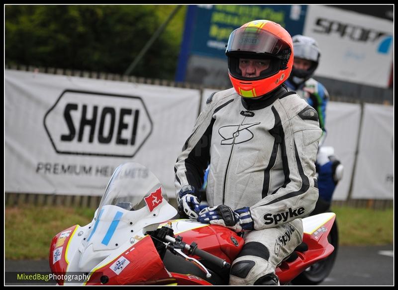 Gold Cup - Olivers Mount - motorbike photography