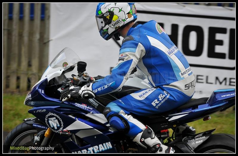 Gold Cup - Olivers Mount - motorbike photography