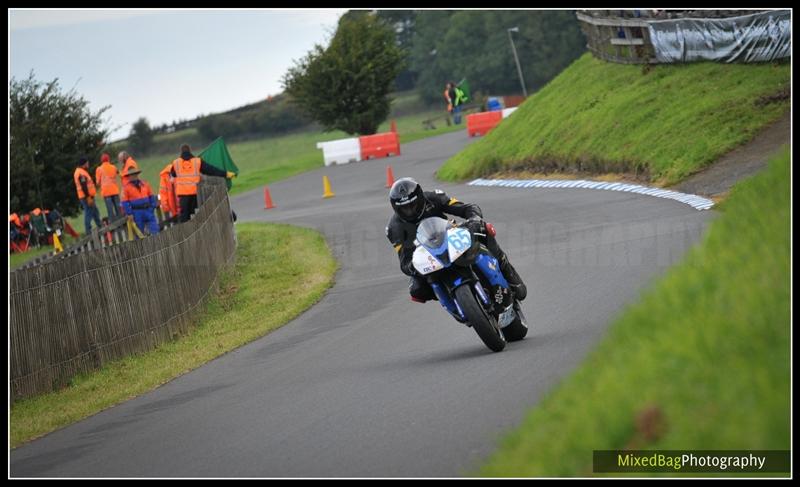 Gold Cup - Olivers Mount - motorbike photography