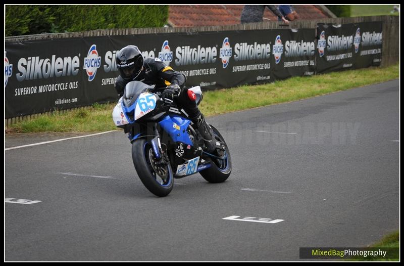 Gold Cup - Olivers Mount - motorbike photography